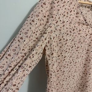 RW&Co floral blouse